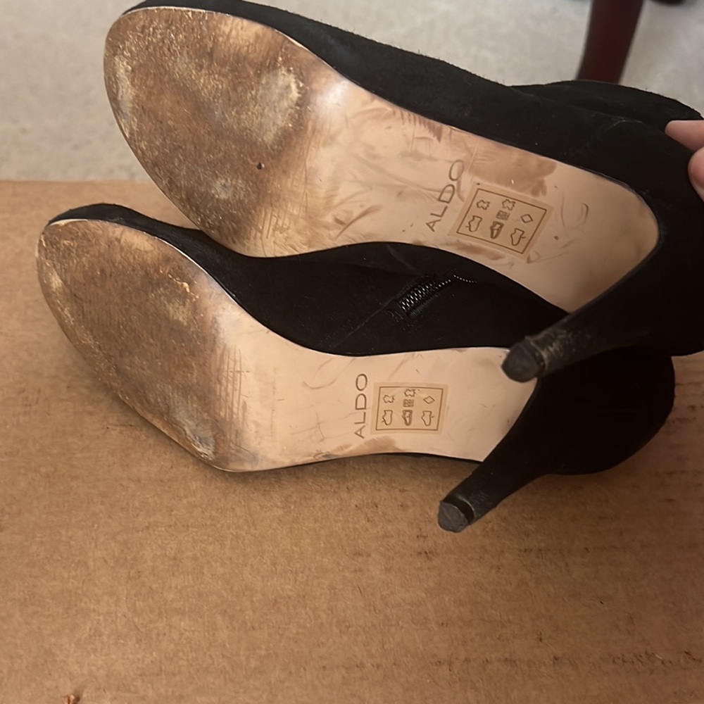 Boots - Picture 5 of 5